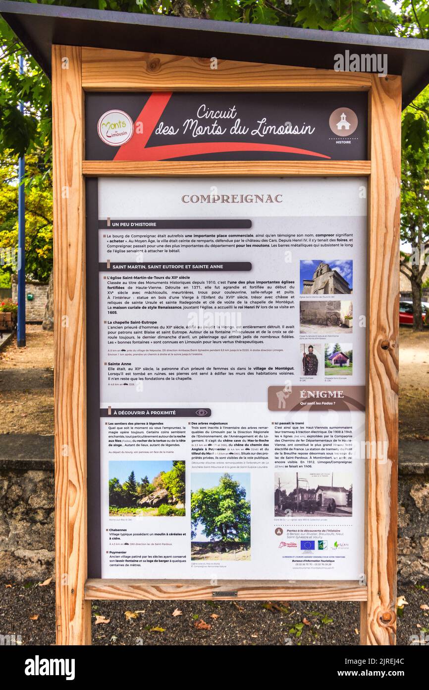 Infotafeln mit touristischen Attraktionen - Compreignac, Haute-Vienne (87), Frankreich. Stockfoto