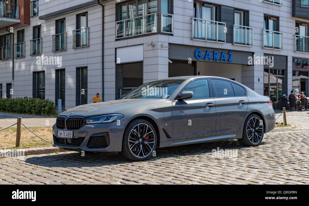 Ein Bild eines grauen BMW 7 Series 760Li. Stockfoto