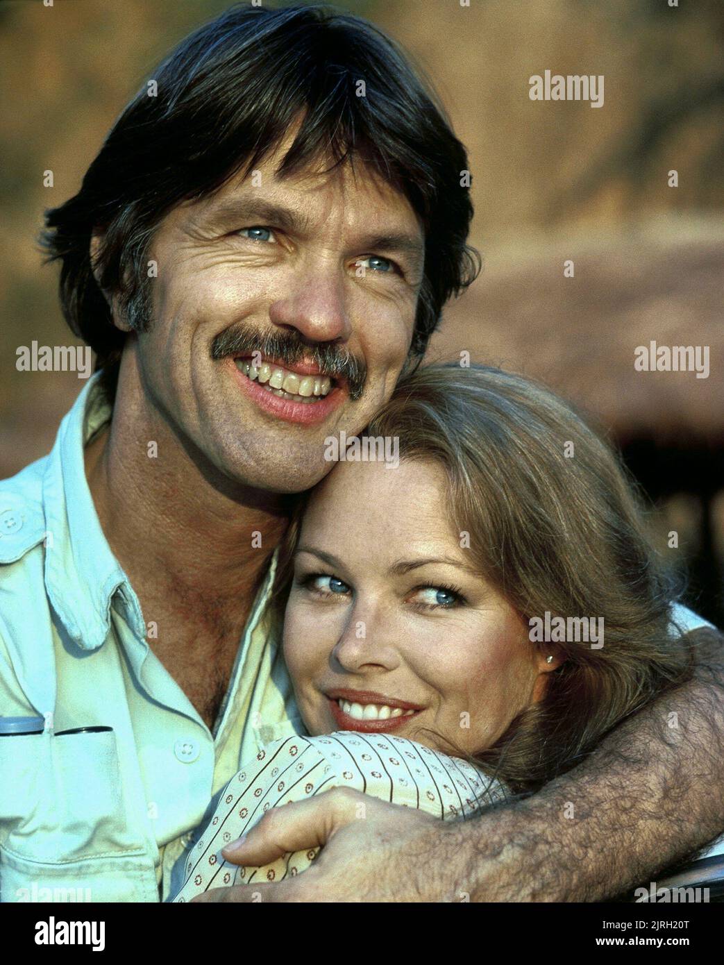 TOM SKERRITT, MICHELLE PHILLIPS, SAVAGE HARVEST, 1981 Stockfoto