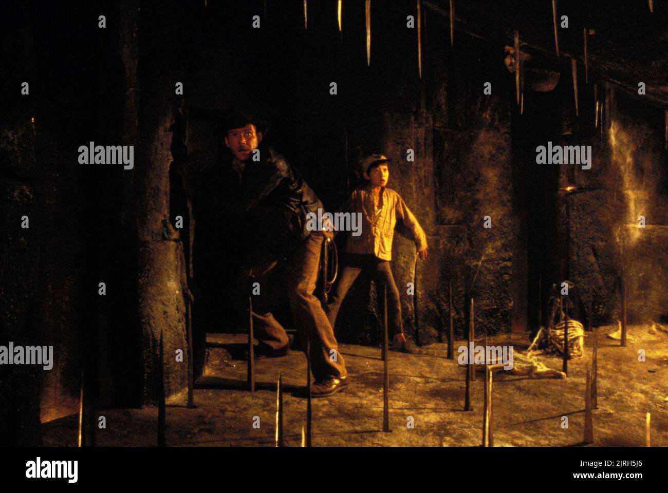 HARRISON Ford, JONATHAN KE QUAN, INDIANA JONES UND DER TEMPEL DES TODES, 1984 Stockfoto