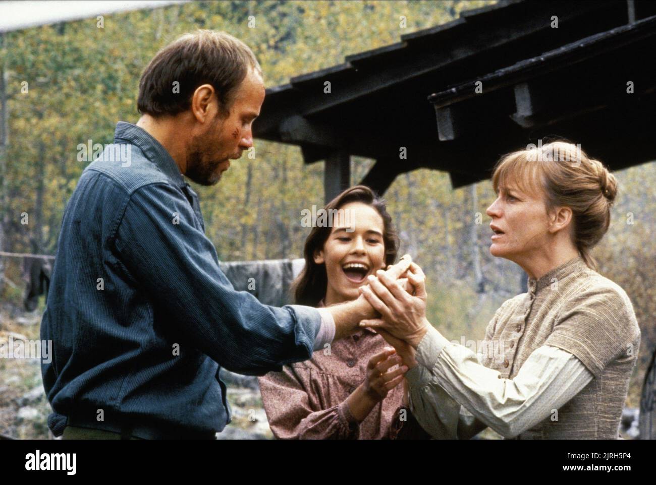 MICHAEL MORIARTY, SYDNEY PENNY, CARRIE SNODGRESS, PALE RIDER, 1985 Stockfoto