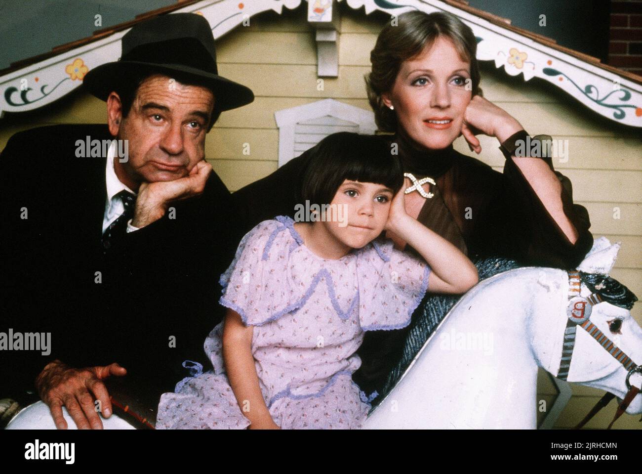 WALTER MATTHAU, SARA STIMSON, Julie Andrews, LITTLE MISS MARKER, 1980 Stockfoto