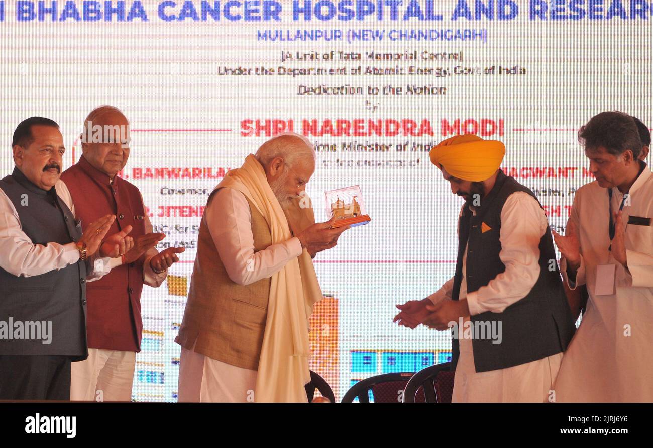 MOHALI, INDIEN 24. AUGUST Premierminister Narendar Modi und Chief