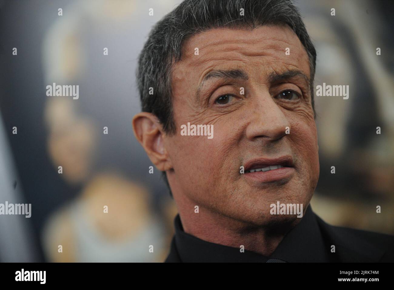 Manhattan, Vereinigte Staaten Von Amerika. 30. Januar 2013. NEW YORK, NY - 29. JANUAR: (L-R) Sylvester Stallone, Sarah Shahi und Sung Kang besuchen die New Yorker Premiere von „Bullet to the Head“ am 29. Januar 2013 im AMC Lincoln Square Theatre in New York City. Personen: Sylvester Stallone Kredit: Storms Media Group/Alamy Live News Stockfoto