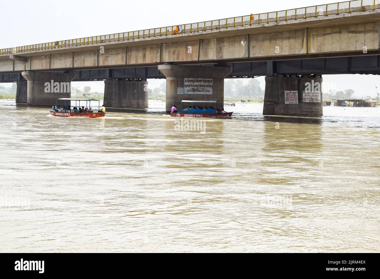Ganga wie in Garh Mukteshwar, Uttar Pradesh, Indien gesehen, wird der Fluss Ganga als der heiligste Fluss für Hindus angesehen, Ein Blick auf Garh Ganga Brij Ghat Whi Stockfoto