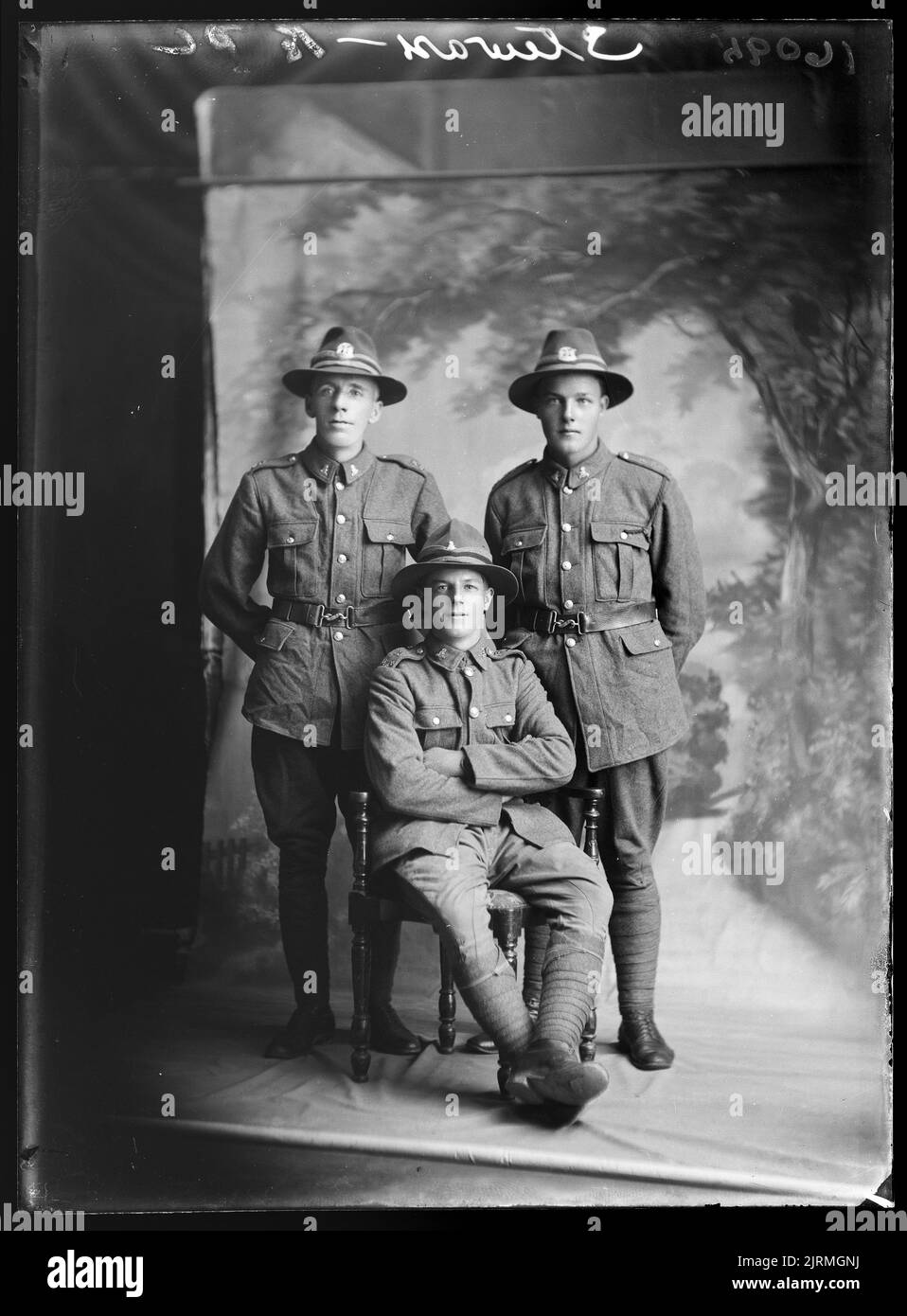 Thomas Fleming Stewart mit zwei weiteren Soldaten, 1917, Wellington, von Berry & Co Stockfoto