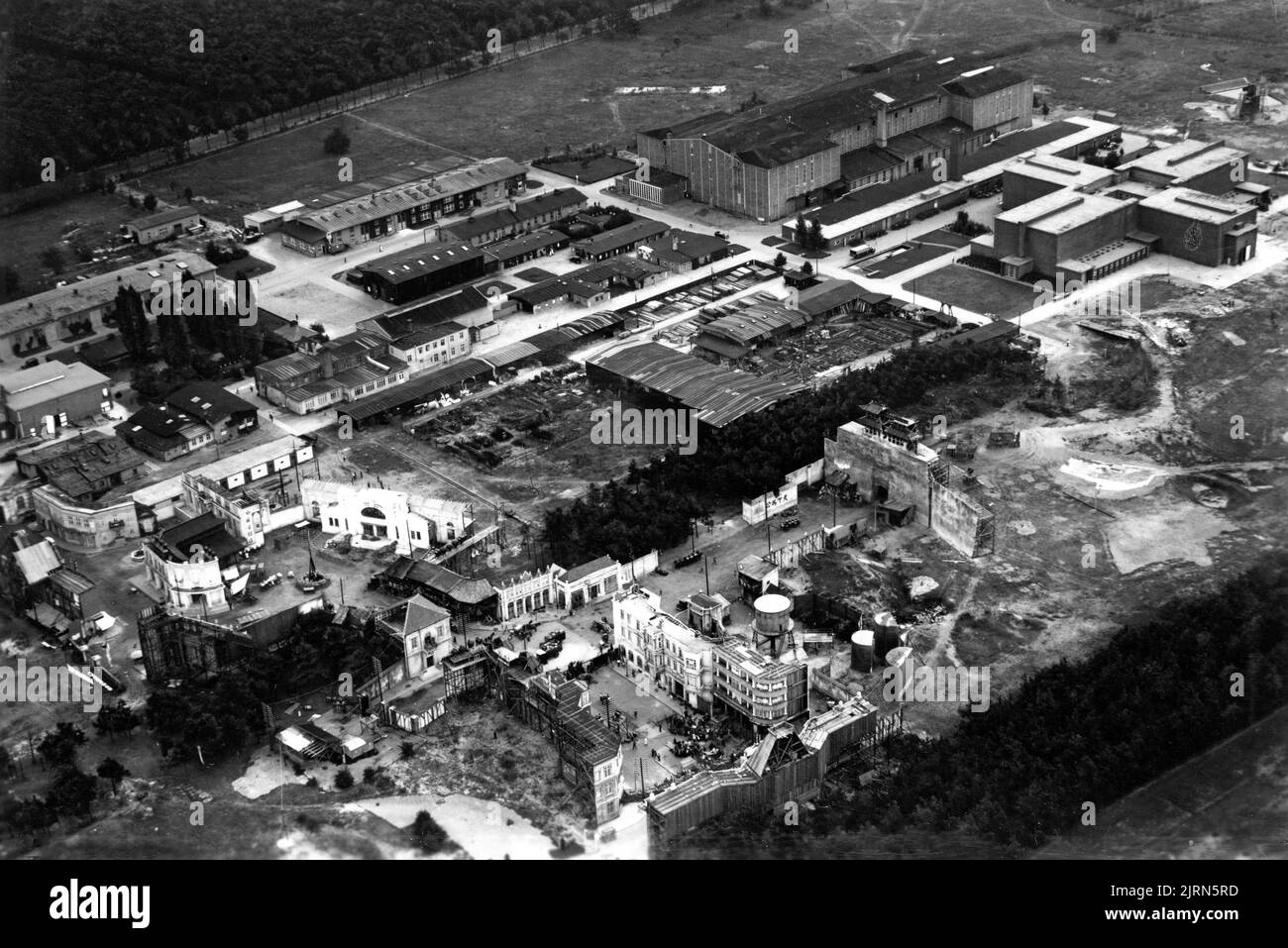 Luftaufnahme des Geländes der Neubabelsberg UFA Studios in Potsdam - Babelsberg vor Berlin, Deutschland 1933 Werbung für Universum Film (UFA) Stockfoto