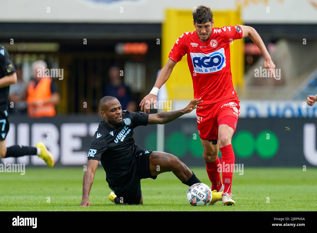 BRUGGES, BELGIEN - 21. AUGUST: Während des Jupiler Pro League-Spiels zwischen dem Club Brugge KV und KV Kortrijk am 21. August 2022 im Jan Breydelstadion in Brugges, Belgien (Foto: Joris Verwijst/Orange Picles) Stockfoto