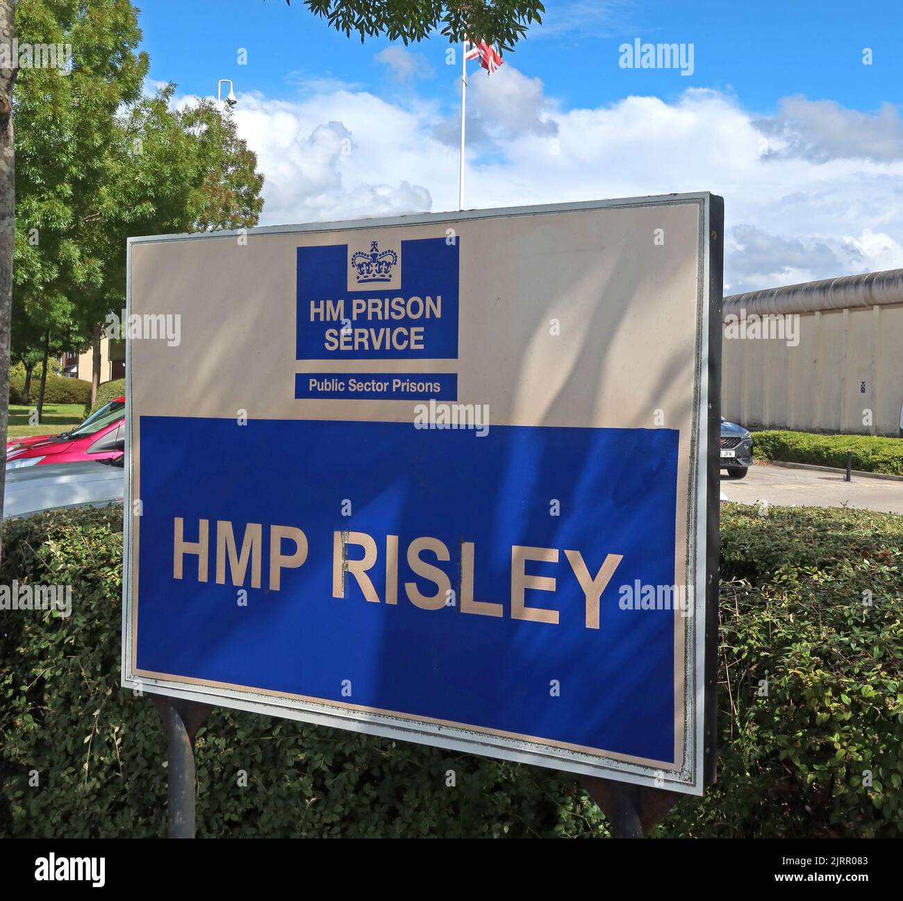 HMP Risley Bushaltestelle, Kategorie C Männergefängnis, Warrington Rd, Risley, Croft, Warrington WA3 6BP, Wird vom Gefängnisdienst Ihrer Majestät betrieben Stockfoto