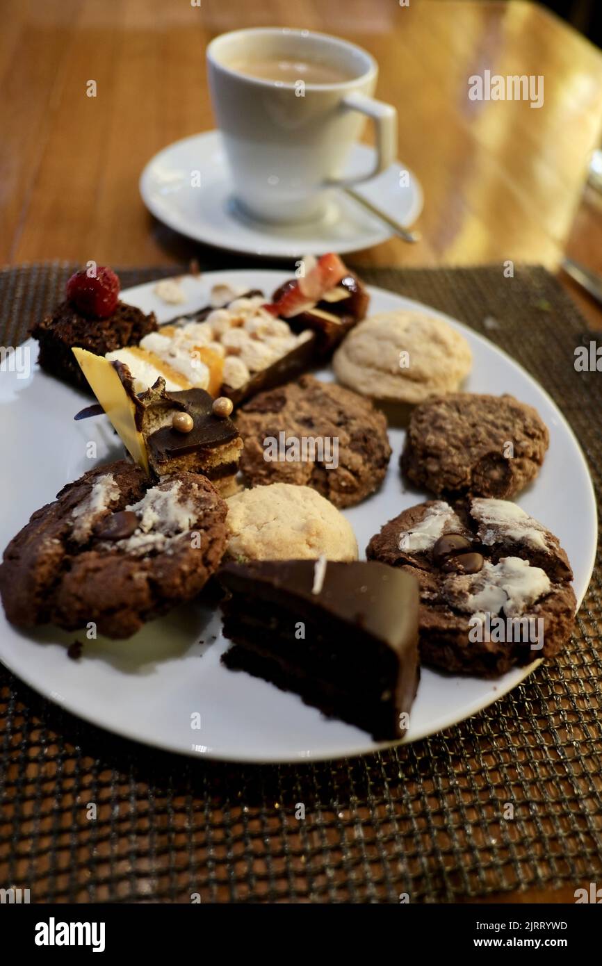Kaffee und Desserts All you can eat Buffet im fünf-Sterne-Hotel in Bangkok Thailand Stockfoto
