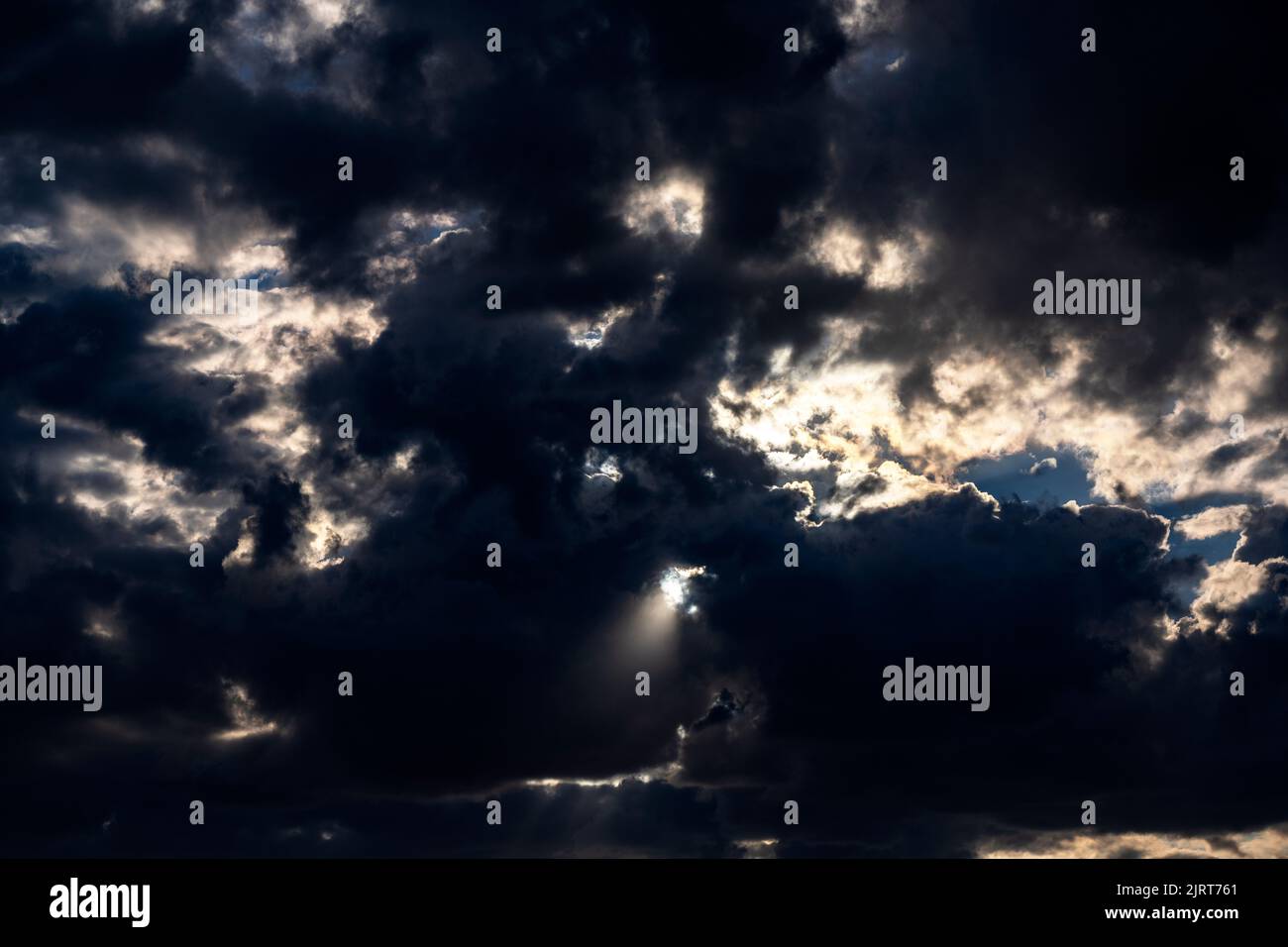 Rain Clouds Bawdsey Suffolk Großbritannien Stockfoto