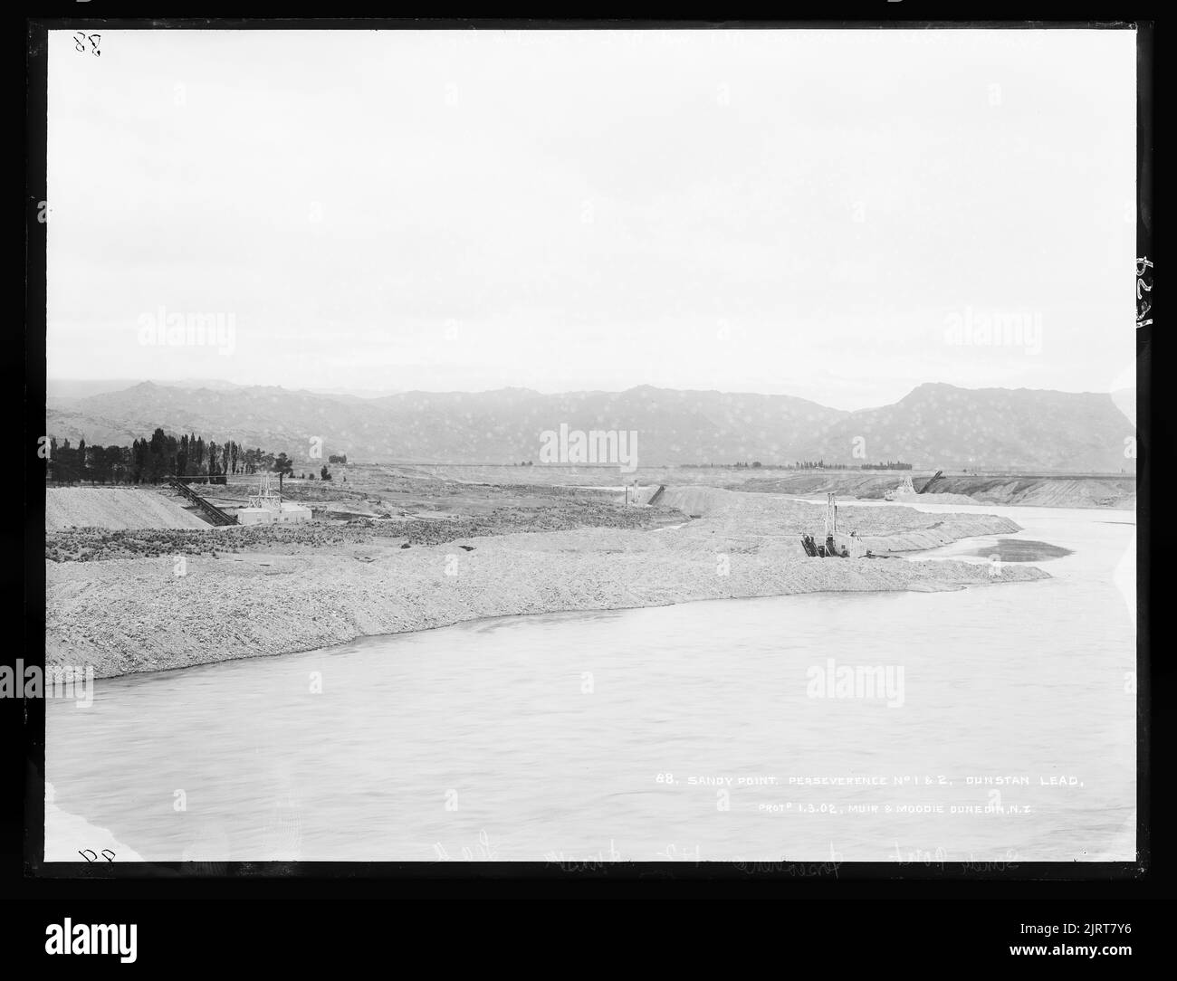 Sandy Point, Ausdauer Nr. 1 und 2. Dunstan Lead, Neuseeland, von Muir & Moodie. Stockfoto