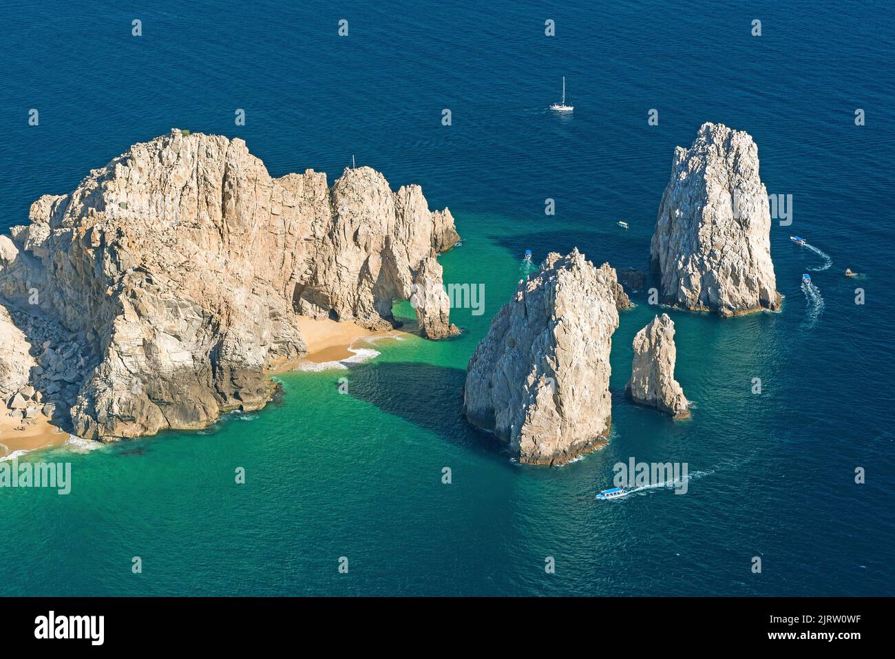 Luftaufnahme von Land's End und dem Bogen El Arco, Cabo San Lucas, Baja Califonia, Mexiko Stockfoto