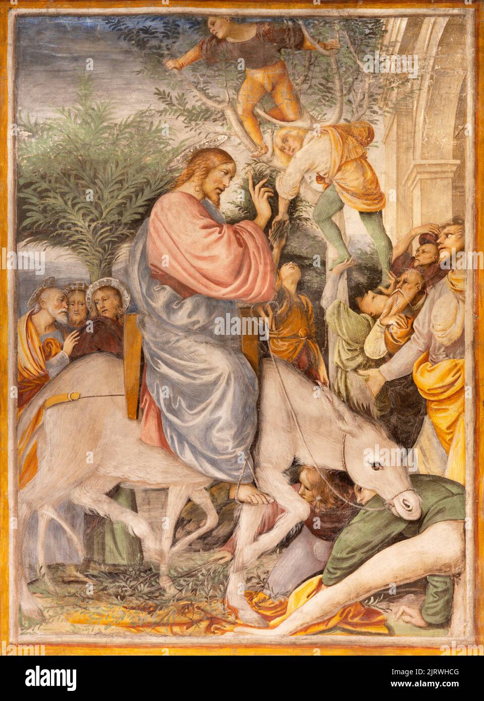 VARALLO, ITALIEN - 17. JULI 2022: Das Renaissance-Fresko des Eintritts Jesu in Jerusalem - Palmsonntag in der Kirche Chiesa Santa Maria delle Grazie Stockfoto