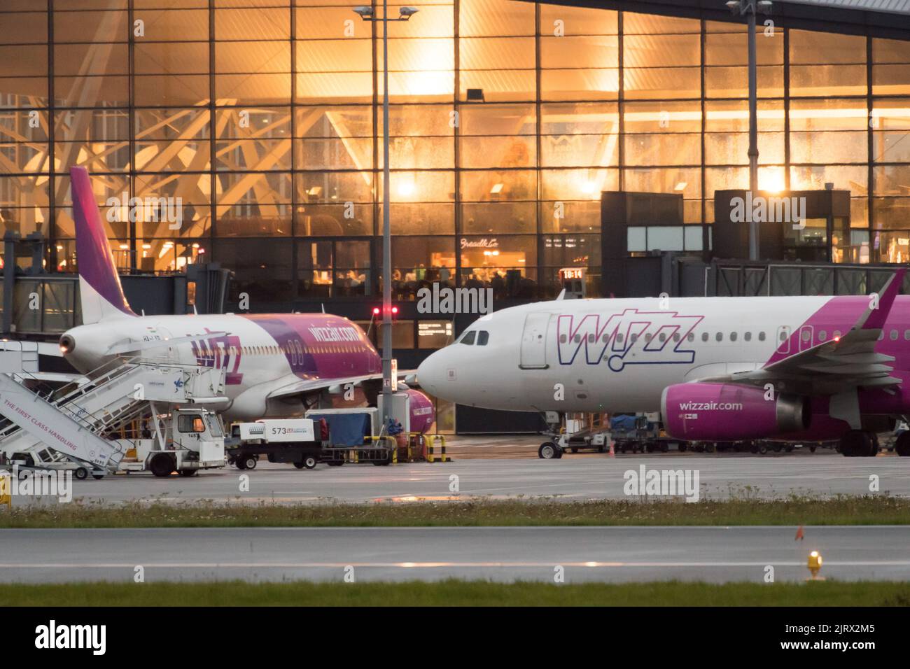 Low Cost Airline Wizz Air Aircraft Airbus A320-232 in Danzig, Polen © Wojciech Strozyk / Alamy Stock Photo *** Local Caption *** Stockfoto