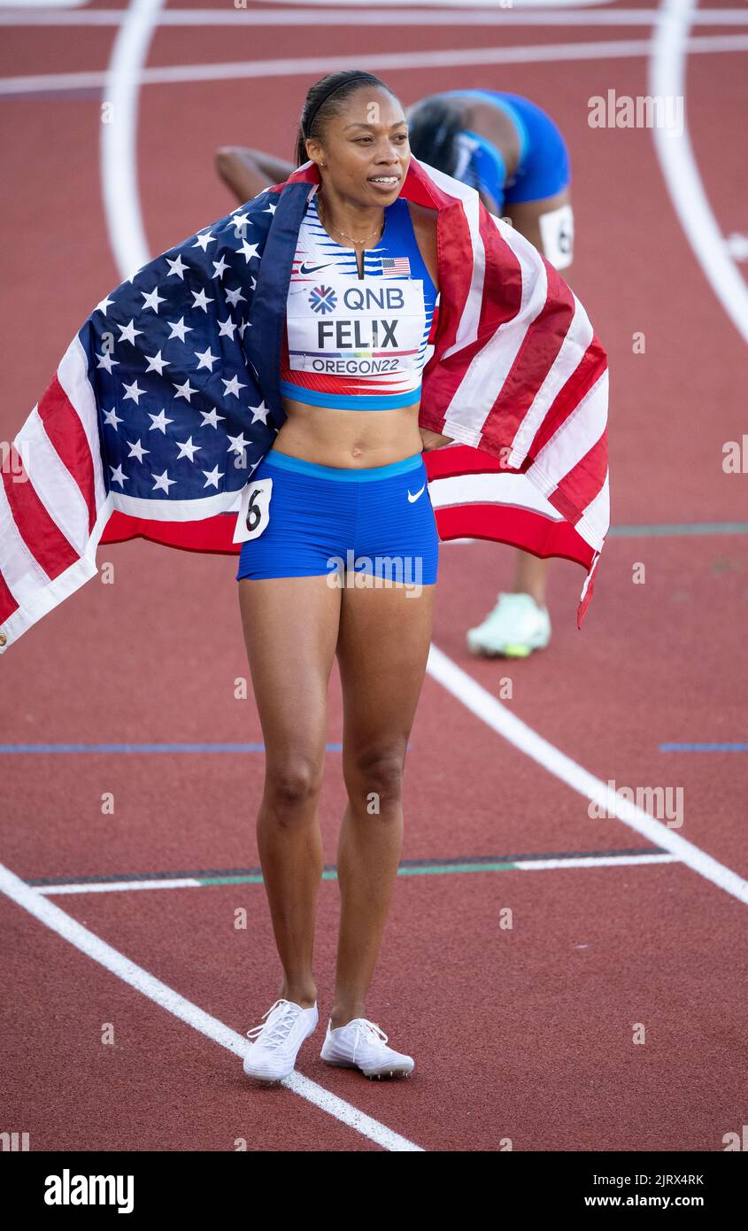 Allyson Felix aus den USA feiert das, nachdem er bei den Leichtathletik-Weltmeisterschaften in Hayward Field, Eugene, Oregon, USA, im Mixed-Staffelfinale teilgenommen hat Stockfoto