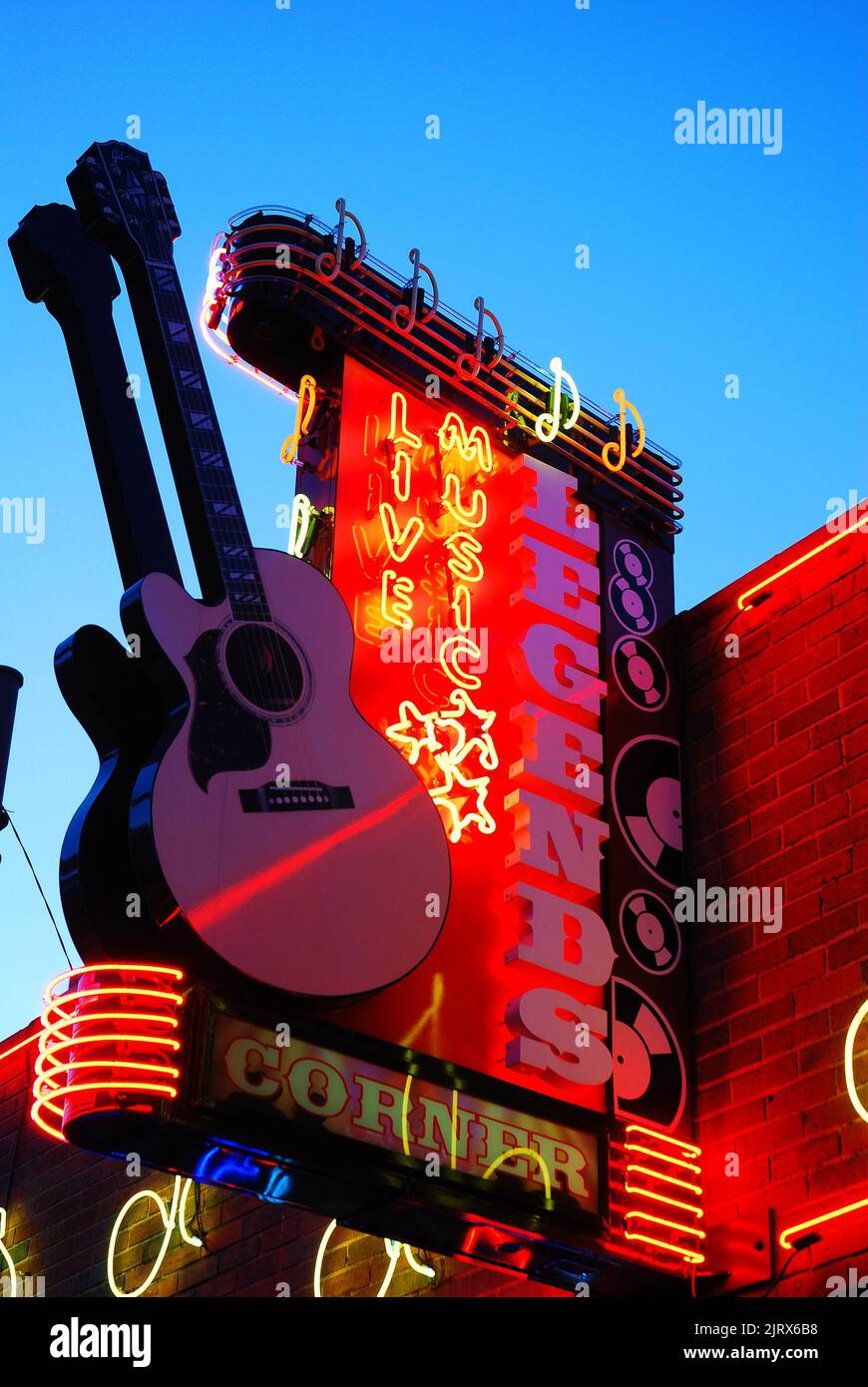 Legends Corner, ein beliebter Nachtclub und Bar o Music Row in Nashville, bietet Live-Western- und Country-Musik für Besucher Stockfoto