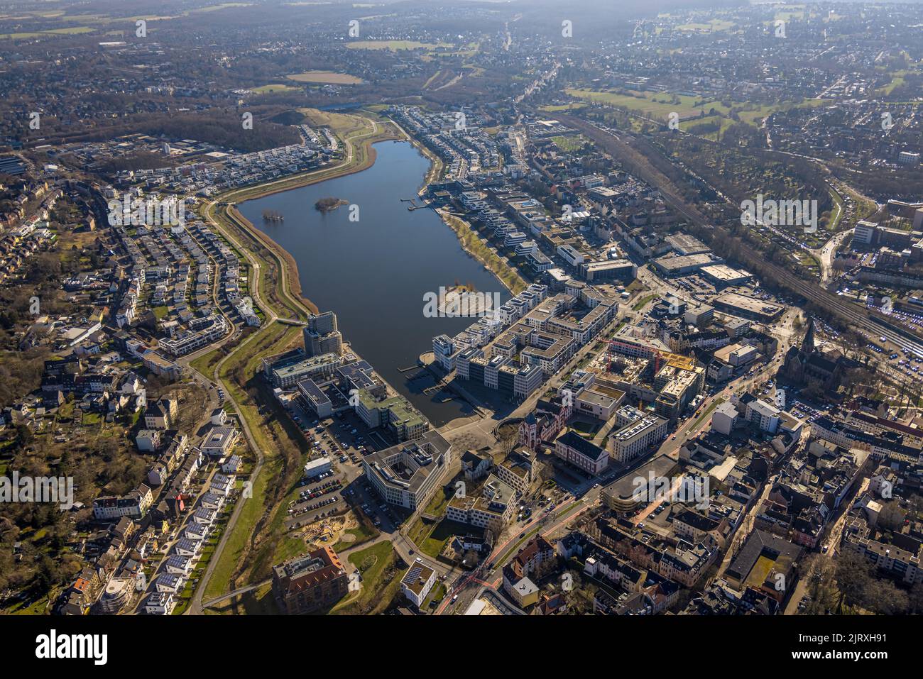 Luftbild, Phoenix See und Wohn und Geschäftshäuser im Stadtteil Hörde in Dortmund, Ruhrgebiet Luftbild, Phoenix See und Wohn und Geschäftshäuser im Stadtteil Hörde in Dortmund, Ruhrgebiet