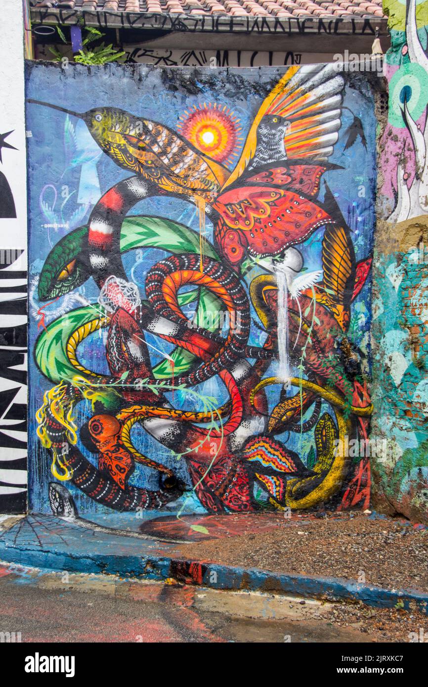 Batman's Alley, Vila Madalena, São Paulo Brasilien - 16. Februar 2019: Batman's Alley ist ein Graffiti-Gericht, das sich in Vila Madalena, einer Bohemian ne, befindet Stockfoto