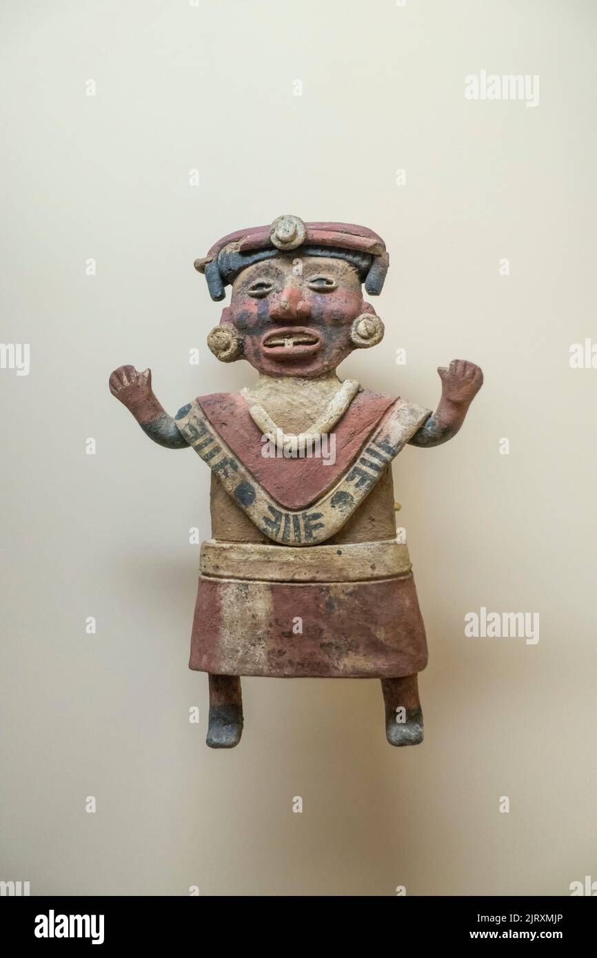 Prähispanische indigene Figur im Nationalen Anthropologischen Museum in Mexiko-Stadt. Mexiko Stockfoto