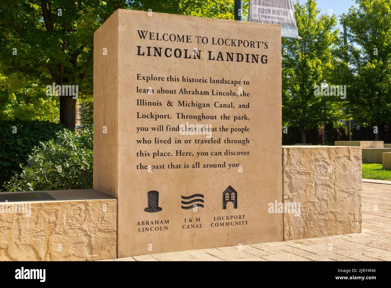 Lockport, Illinois - Vereinigte Staaten - 23.. August 2022: Lincoln Landing Willkommensschild am Historic I & M Canal in Lockport, Illinois. Stockfoto