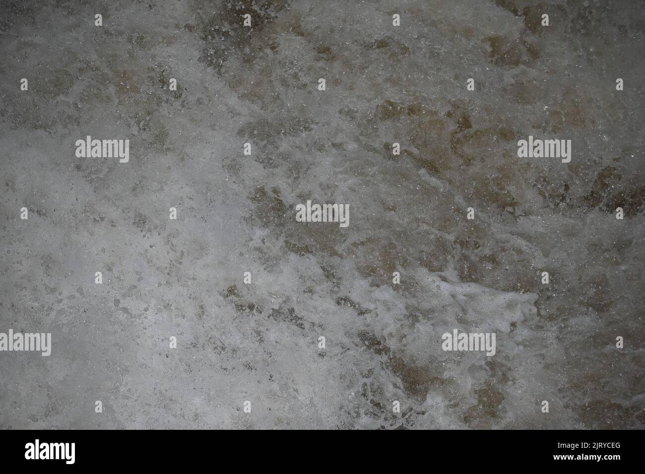 Blick von der atemberaubenden Schlucht des springenden Tigers in der chinesischen Provinz Yunnan Stockfoto