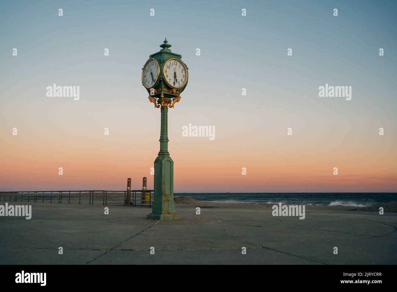 Wise Memorial Clock, im Jacob Riis Park in den Rockaways, Queens, New York Stockfoto