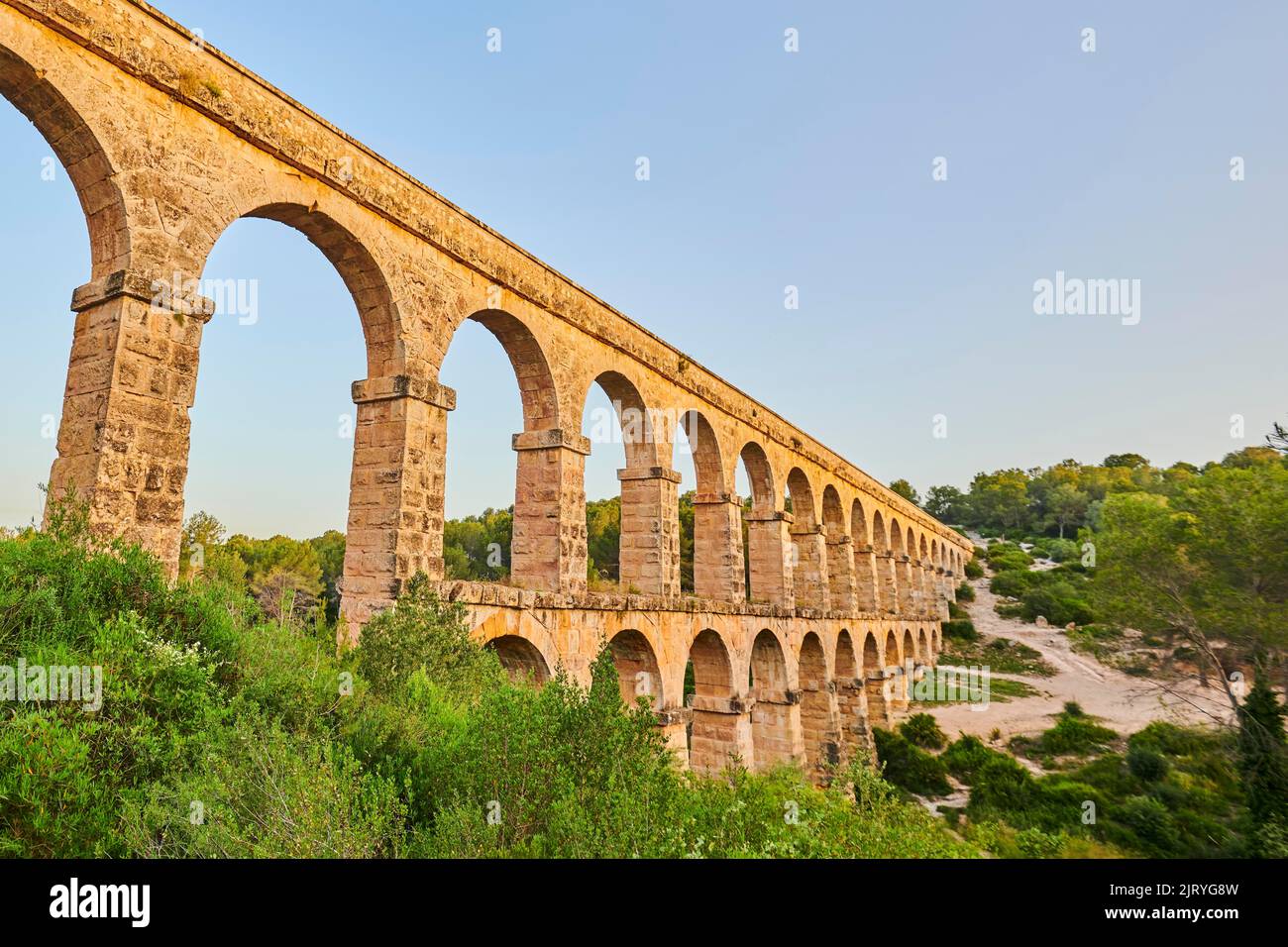 Altes römisches Aquädukt, Aquädukte de les Ferreres, Teufelsbrücke, Pont del Diable, Katalonien, Spanien Stockfoto