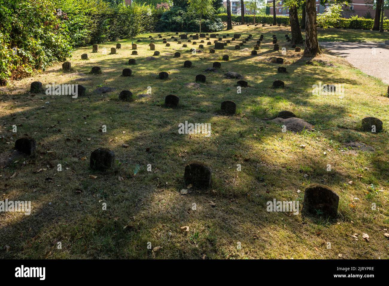 Deutschland, Bocholt, Niederrhein, Westmuensterland, Münsterland, Westfalen, Nordrhein-Westfalen, NRW, Russischer Friedhof, Kriegsfriedhof, Gräber für sowjetische Kriegsgefangene, Soldatenfriedhof Stockfoto