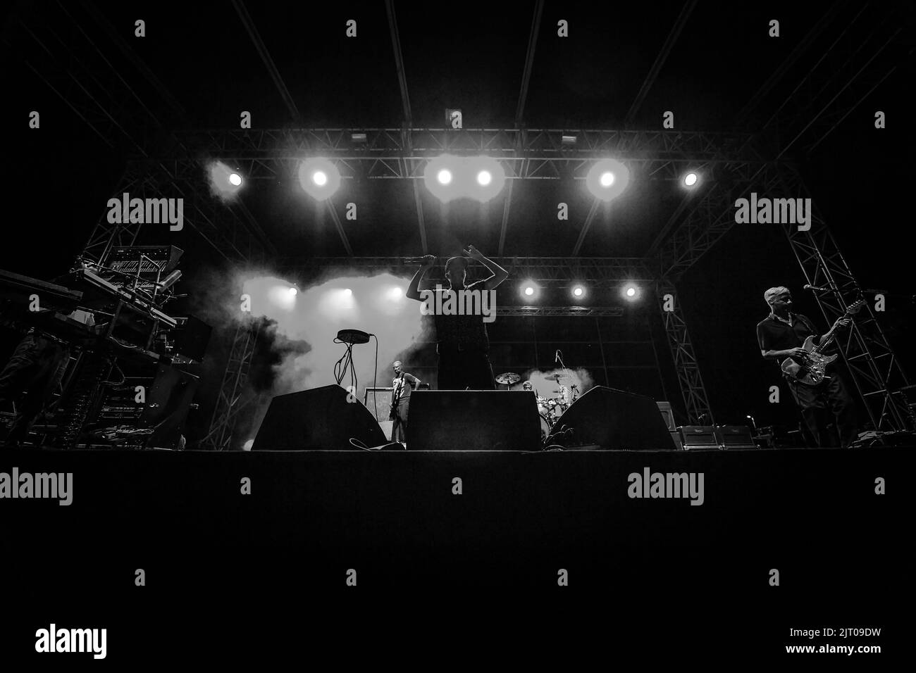Anfiteatro Ivan Graziani, Alghero, Italien, 26. August 2022, Subsonica - Samuel Umberto Romano während der Subsonica Atmosferico 2022 - Musikkonzert Stockfoto