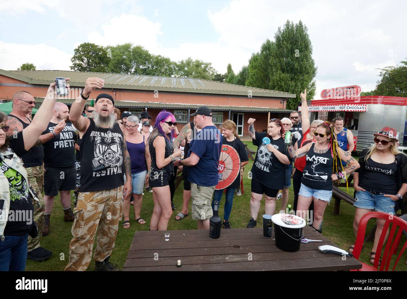 Heavy Metal Musik, Heavy Metal Musiker, Beermageddon, Beermageddon Heavy Metal Festival, Konzertfotografie, Menschenmengen, Fans, Festivalfotografie Stockfoto