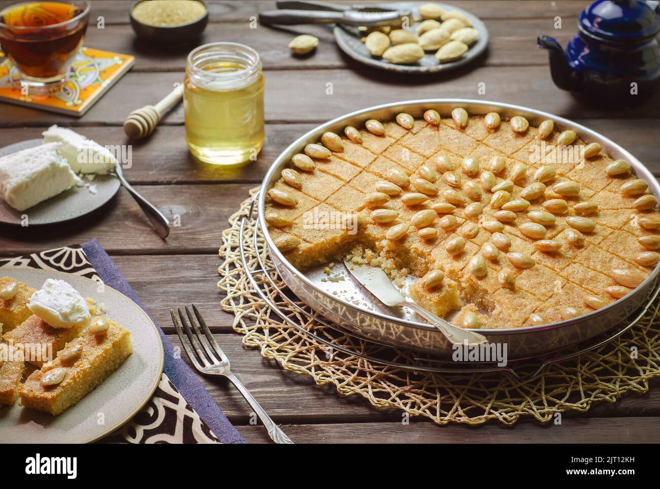 Traditioneller arabischer nachtisch -Fotos und -Bildmaterial in hoher ...