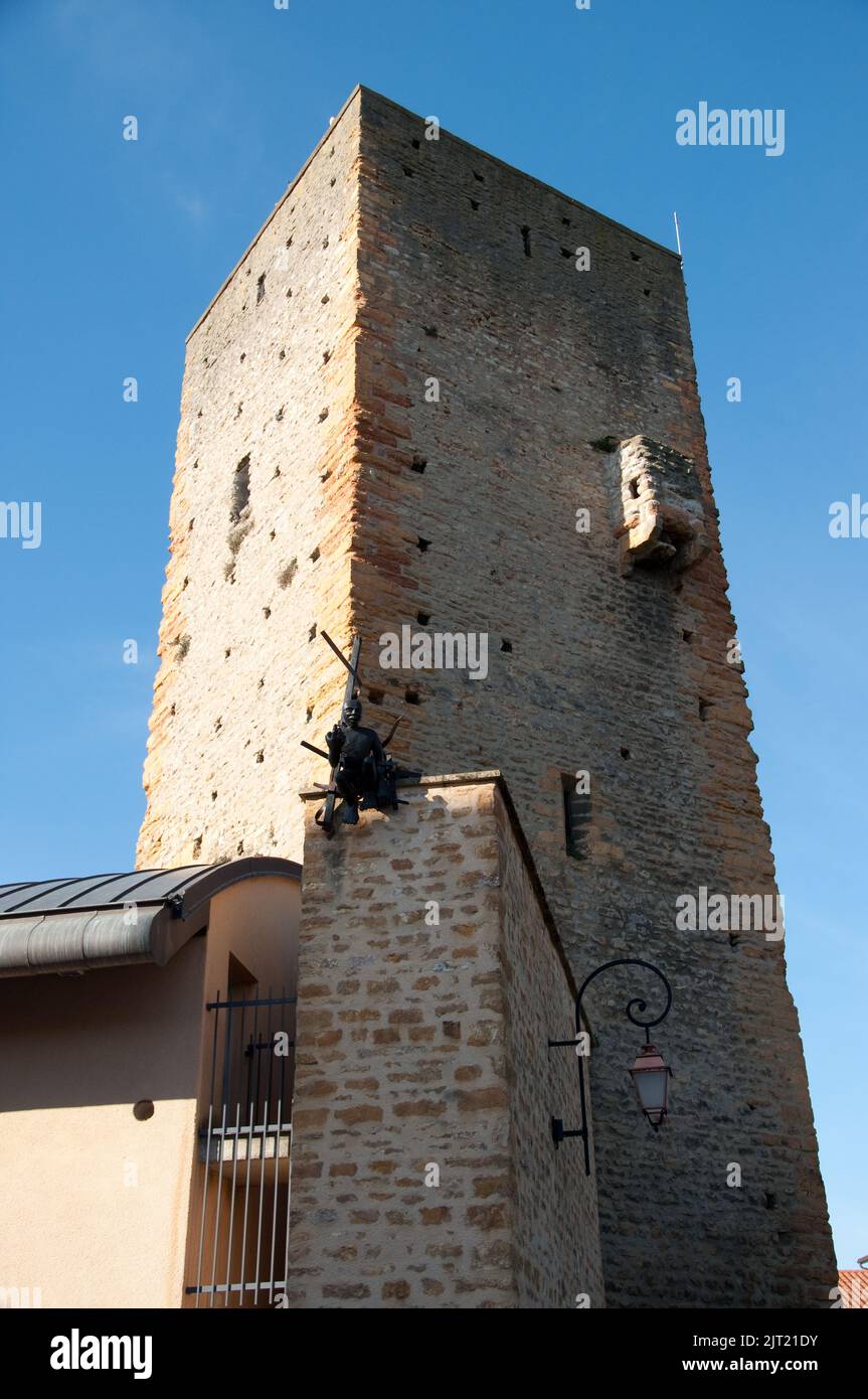 Tower, Castle-Fort, St Cyr au Mont d'Or, Lyon, Auvergne-Rhone-Alpes, Frankreich. Altes Schloss-Fort, das zwischen 1154 und 1230 n. Chr. erbaut wurde. Stockfoto