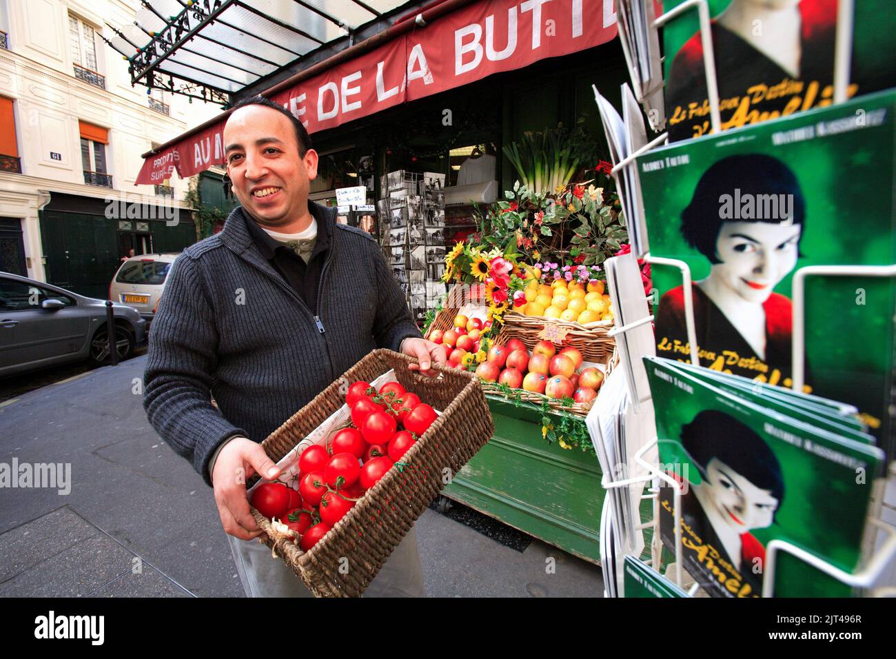 Frankreich. Paris (75) 18. Arrondissement. Montmartre. Das Lebensmittelgeschäft Au marche de la Butte (Maison Collignon) diente als Kulisse für die berühmten Stockfoto