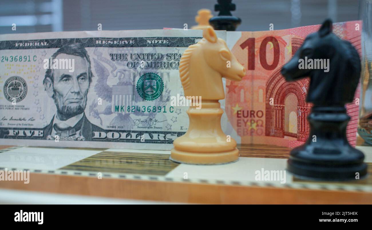 Der Kampf zwischen Euro und Dollar um die Währungsdominanz Stockfoto