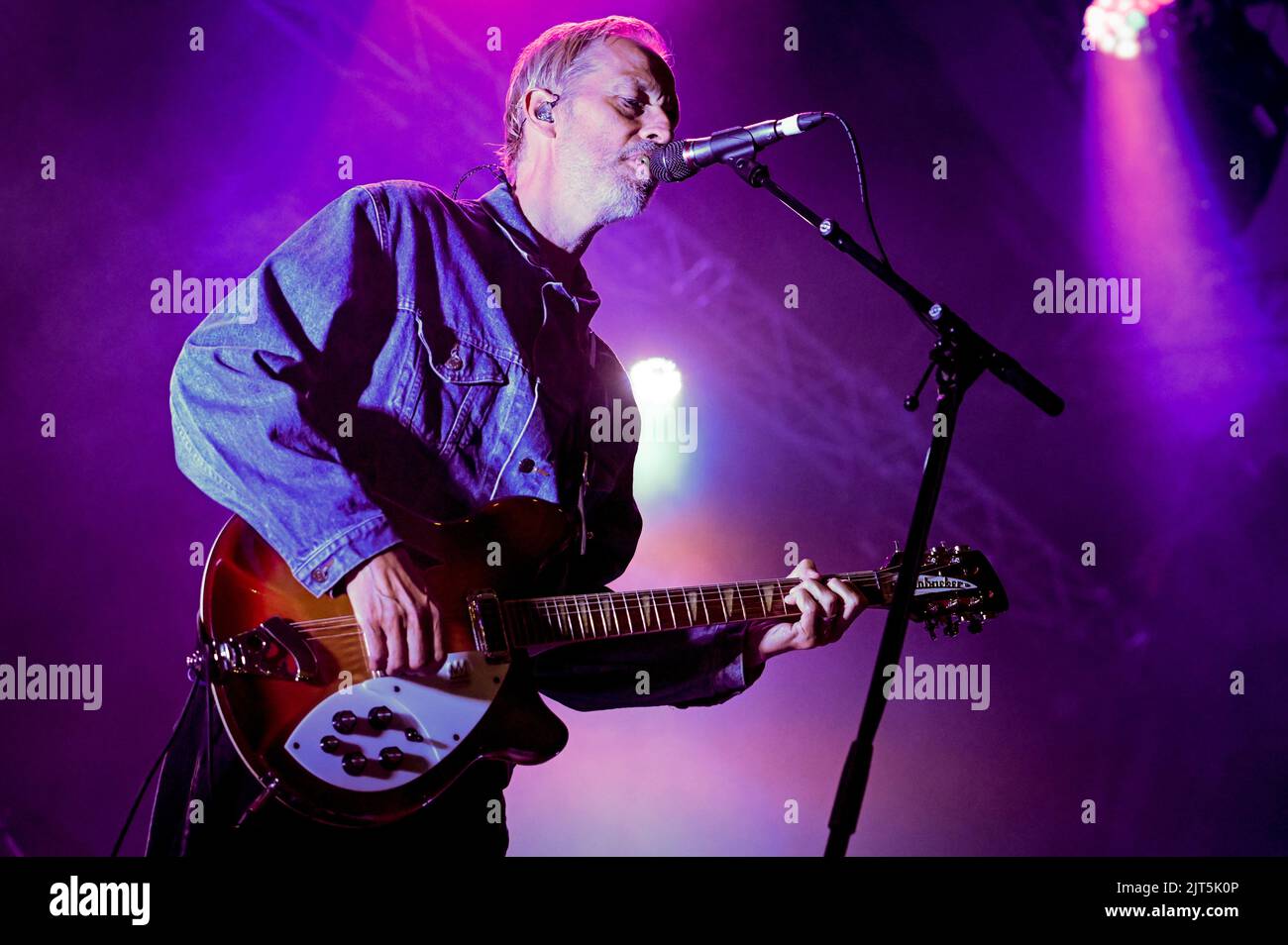 Ride Auftritt beim Connect Festival in Edinburgh, Großbritannien. 27. August 2022. Kredit: Thomas Jackson/Alamy Live Nachrichten Stockfoto