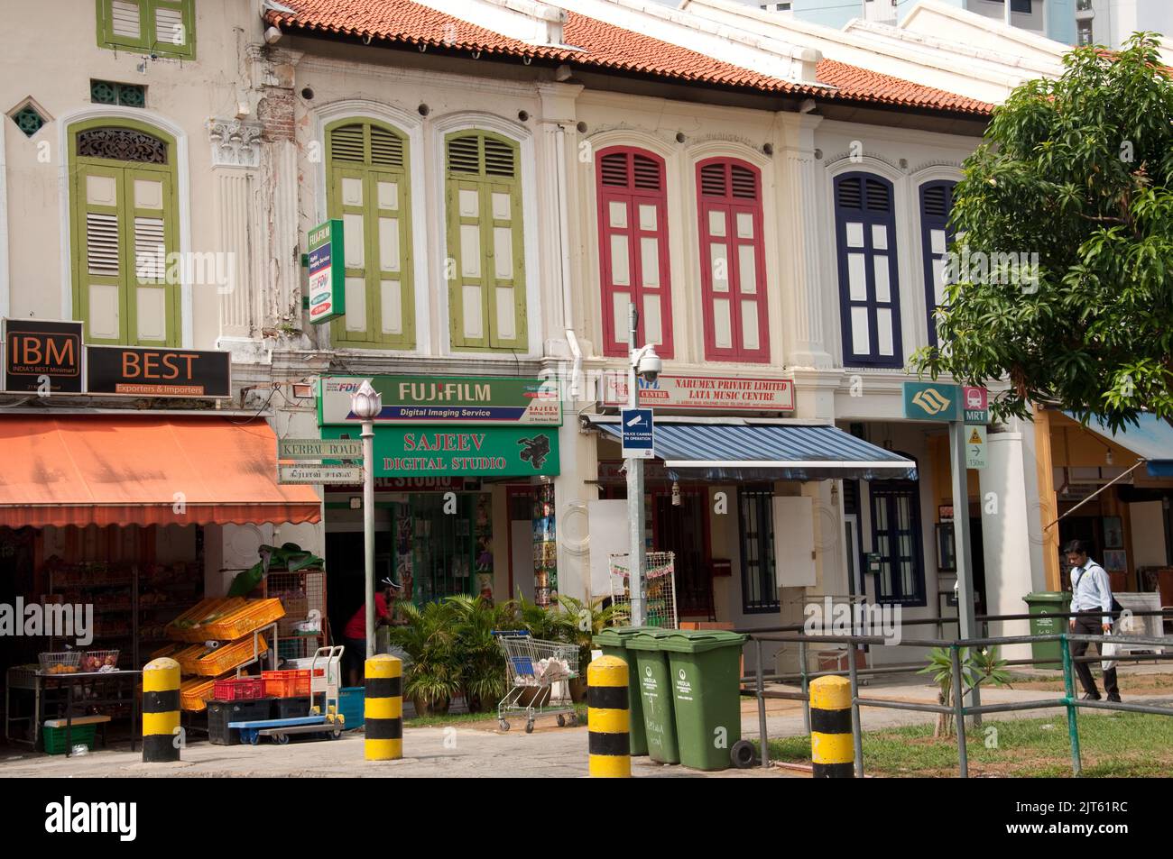 Straßenszene mit Ladenhäusern, Little India, Singapur Stockfoto