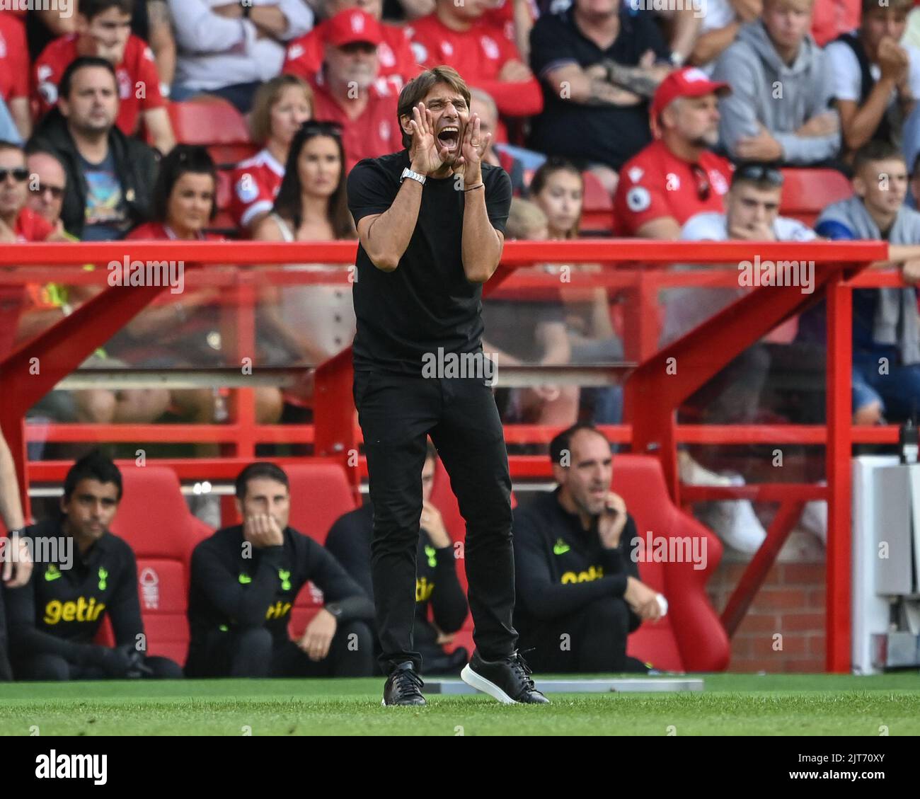 Antonio Conte Manager von Tottenham Hotspur reagiert während des Spiels Stockfoto
