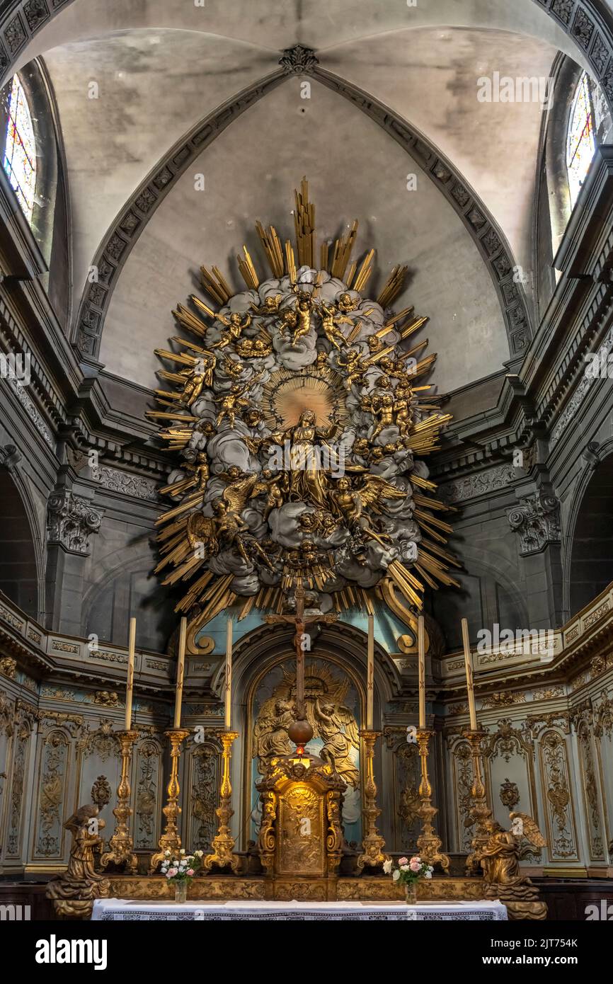 Altar der Kirche Saint-Maurice in Besancon, Bourgogne-Franche-Comté, Frankreich, Europa | Kirche Saint-Maurice Altar, Besancon, Bourgogne-Franche-C. Stockfoto