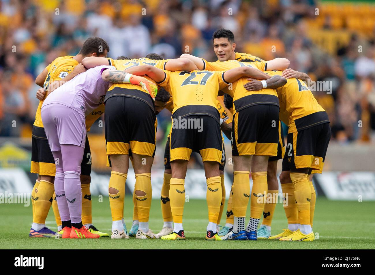 Wolves Raul Jimnez und seine Teamkollegen während des Premier League-Spiels zwischen Wolverhampton Wanderers und Newcastle United am Sonntag, 28.. August 2022, in Molineux, Wolverhampton. Stockfoto