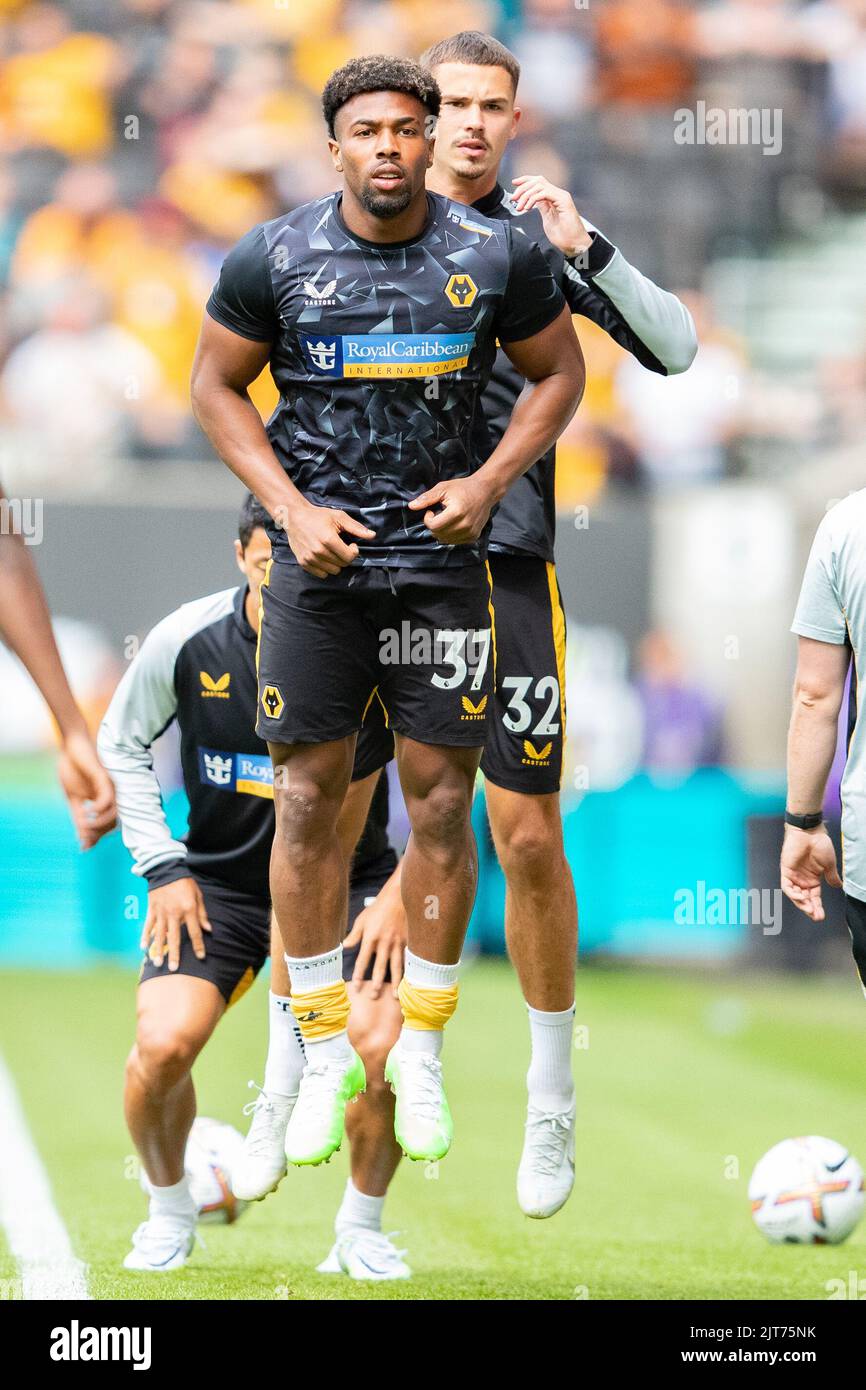 WolvesÕs Adama Traore erwärmt sich am Sonntag, 28.. August 2022, vor dem Premier League-Spiel zwischen Wolverhampton Wanderers und Newcastle United in Molineux, Wolverhampton. Stockfoto
