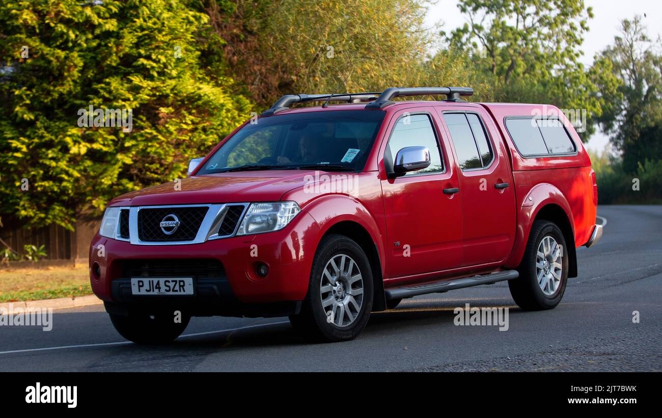 2014 rot V6 Nissan Navara Stockfoto