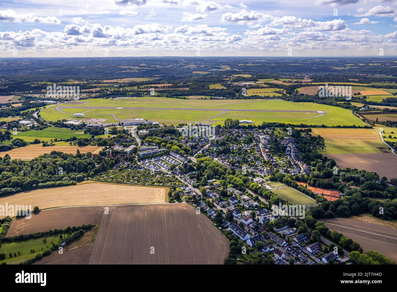 Luftaufnahme, Flughafensiedlung am Flughafen Essen / Mülheim, Holthausen - Südosten, Mülheim an der Ruhr, Ruhrgebiet, Nordrhein-Westfalen, Deutsch Stockfoto