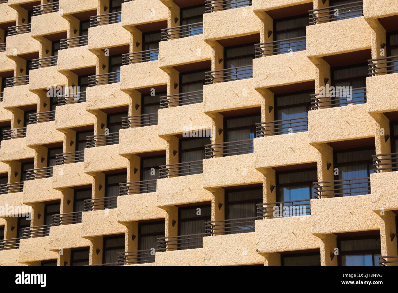 Hotel Balkone, Torremolinos, Costa Del Sol, Spanien. Stockfoto