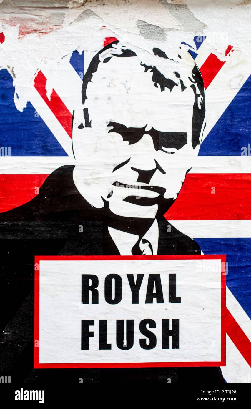 Duke of York hinter Union Jack Royal Flush Poster an der Wand in Bricklane, London, Großbritannien. Stockfoto