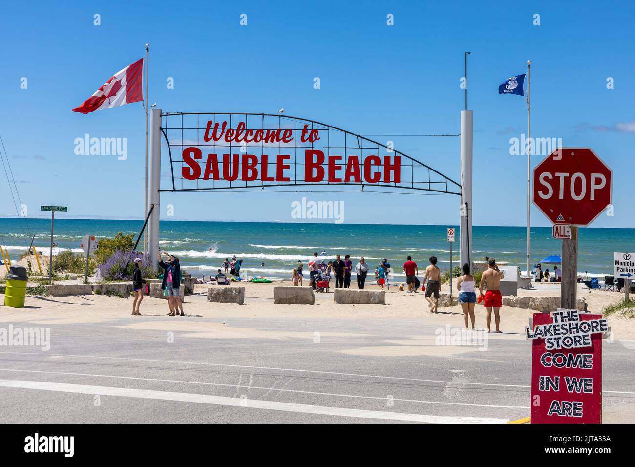 Willkommen Beim Sauble Beach Schild Am Eingang Zum Strand Am Lake Huron, Ontario, Kanada Stockfoto