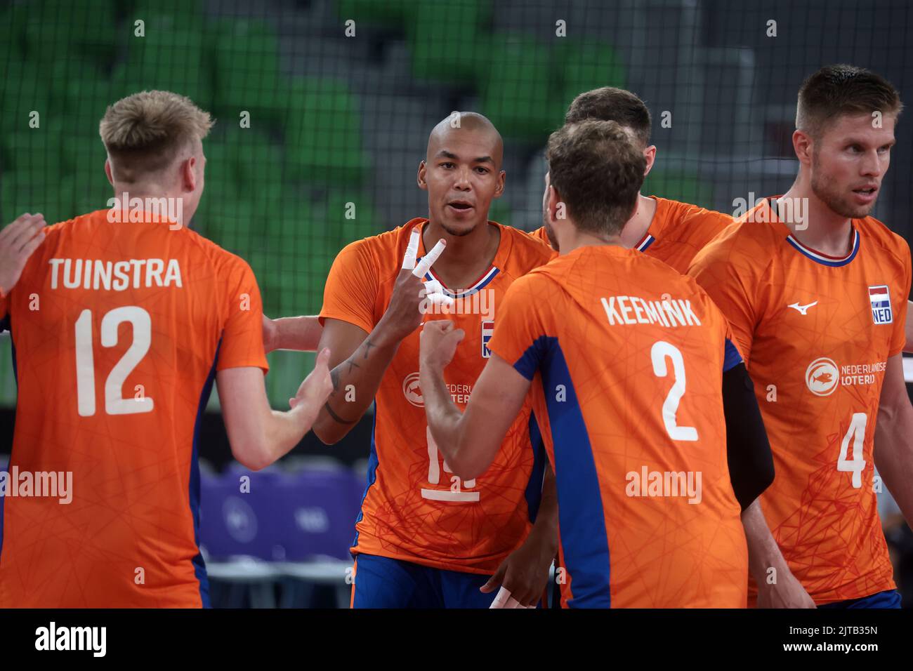 LJUBLJANA, SLOWENIEN - 29. AUGUST: Niederländische Spieler feiern während der Volleyball-Weltmeisterschaft der Männer - Pool F - Vorbereitungsphase-Spiel zwischen den Niederlanden und Argentinien in der Arena Stozice am 29. August 2022 in Ljubljana, Slowenien (Foto: Borut Zivulovic/BSR Agency) Stockfoto