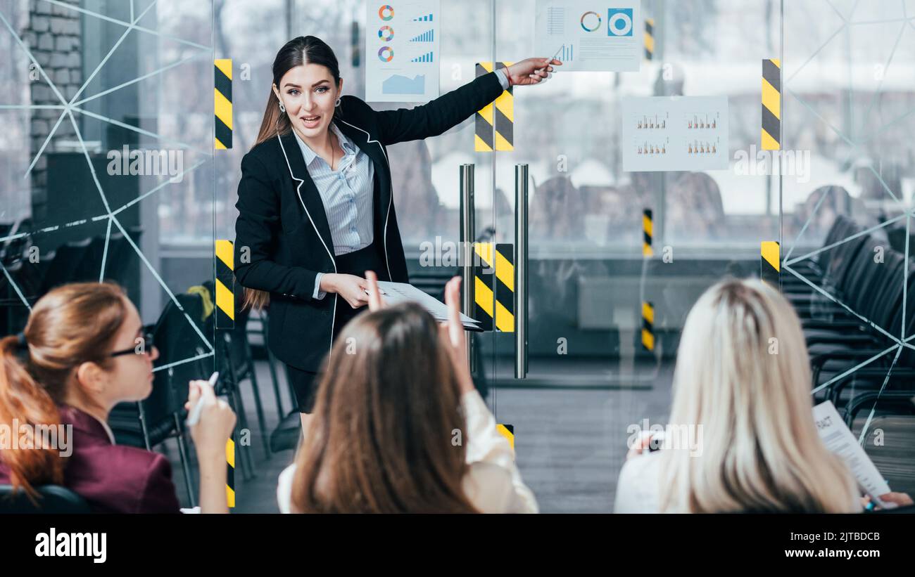 Erfolgreiche Präsentation der Geschäftsstrategie Umsatz Stockfoto
