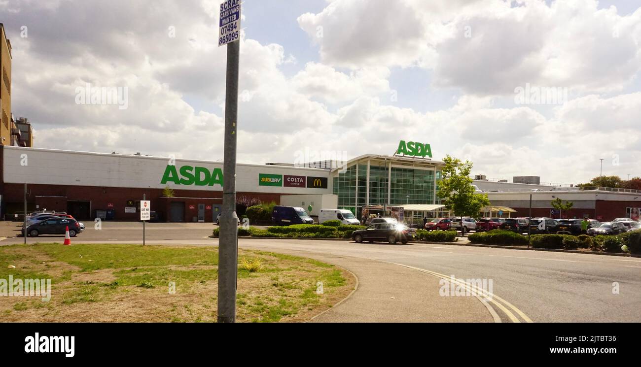 Asda Supercenter in Watford Vereinigtes Königreich Stockfoto