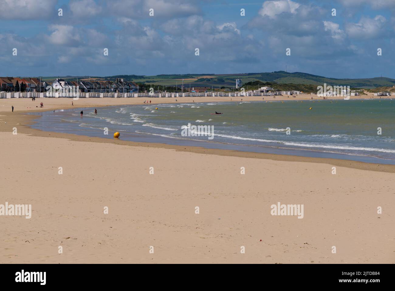 Calais, Frankreich - 26. Juni 2022: Strand von Calais im Sommer Stockfoto